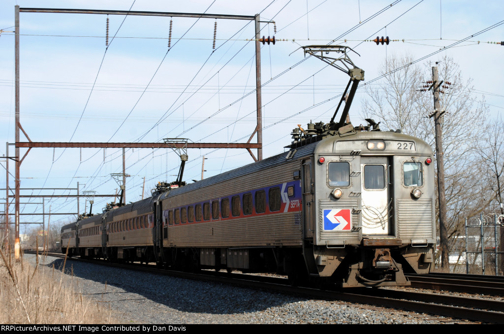 SEPTA Train 3441